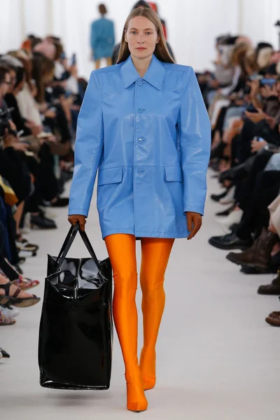 Look 41